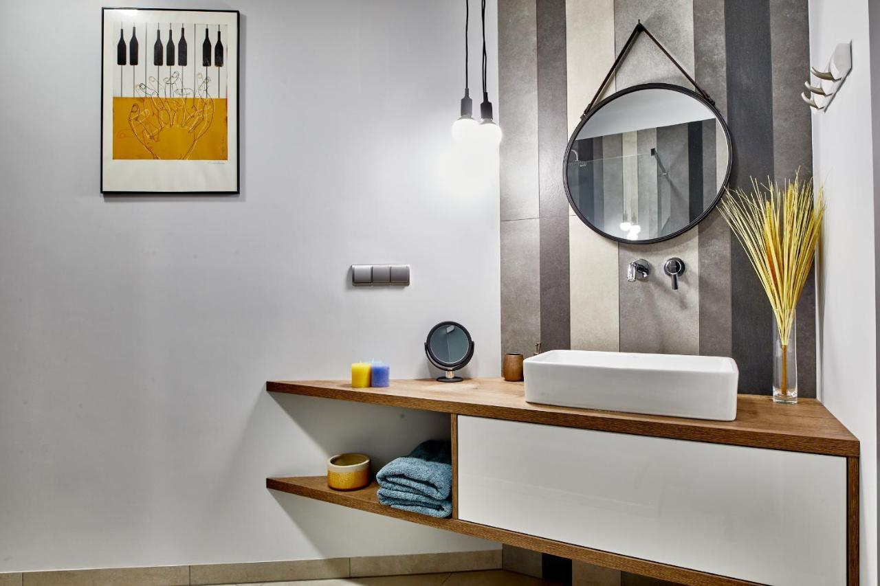 Sherlock Apartment Wrocław Buitenkant foto