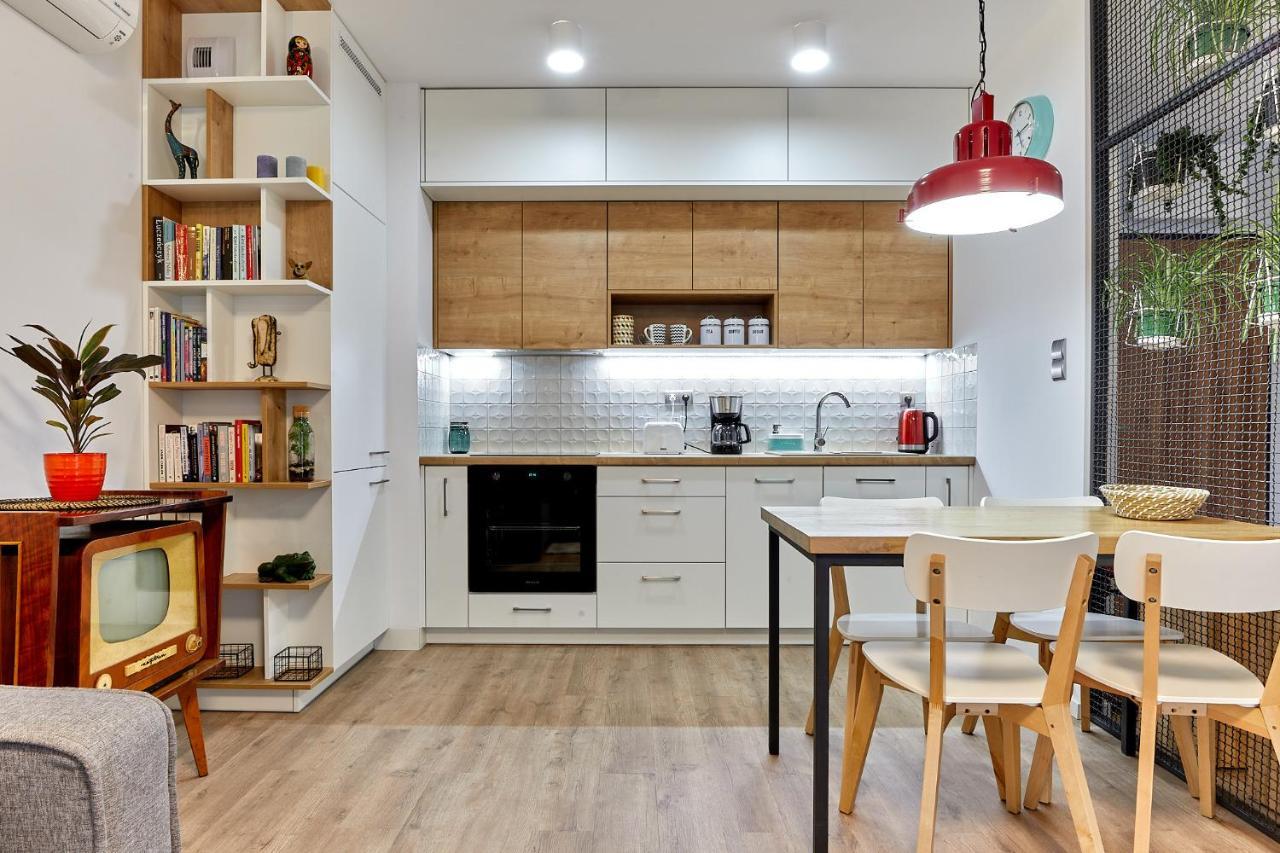 Sherlock Apartment Wrocław Buitenkant foto